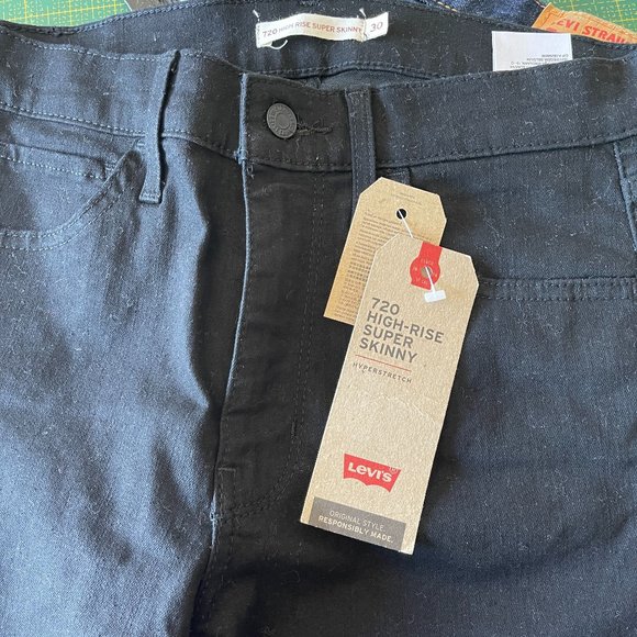 💙 HOST PICK 💙 Levi's 720 High-Rise Super Skinny - Picture 4 of 10